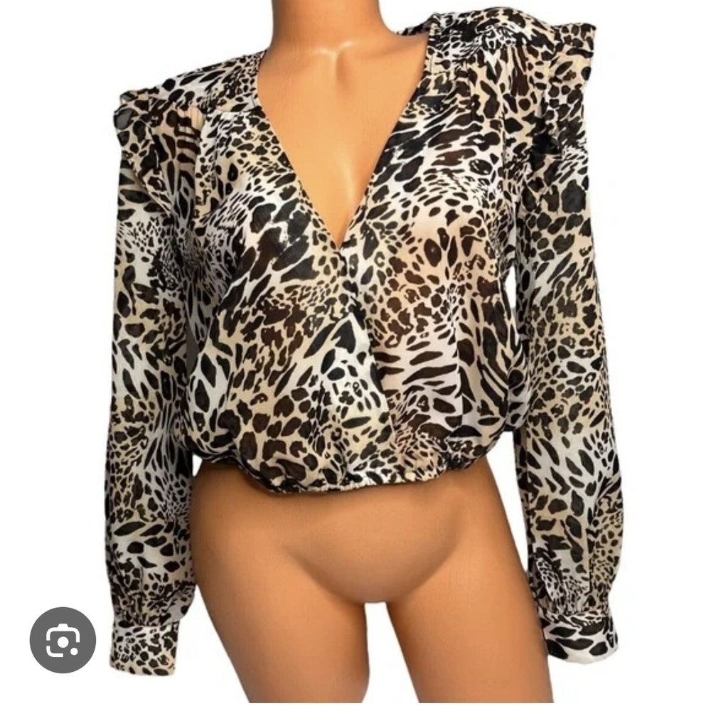 Blue Life Fina Blouse Womens Cheetah Print Long Sleeve Flutter Crop Top Size M